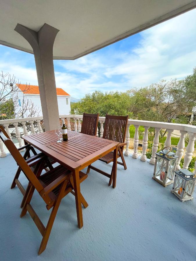 Spacious Apartment Amaros 科尔丘拉 外观 照片