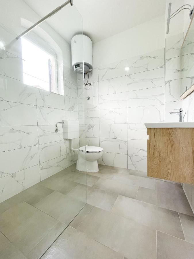 Spacious Apartment Amaros 科尔丘拉 外观 照片